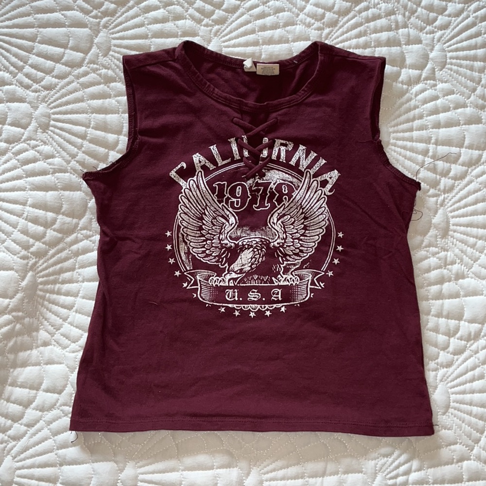 California USA 1978 crop top maroon